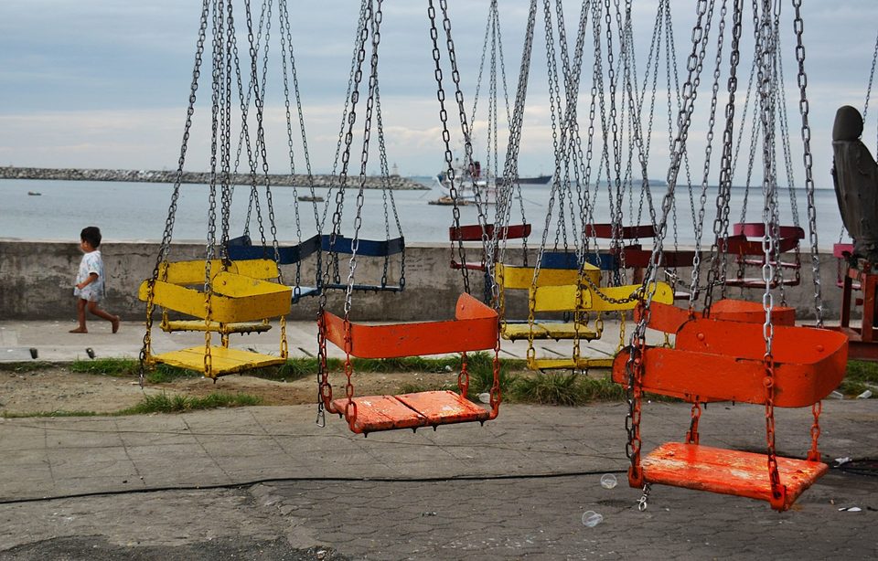 Luna Park at Manila Bay