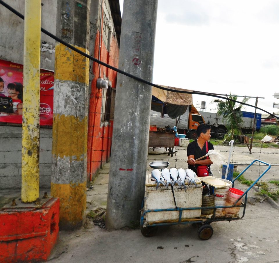 Selling fresh fish