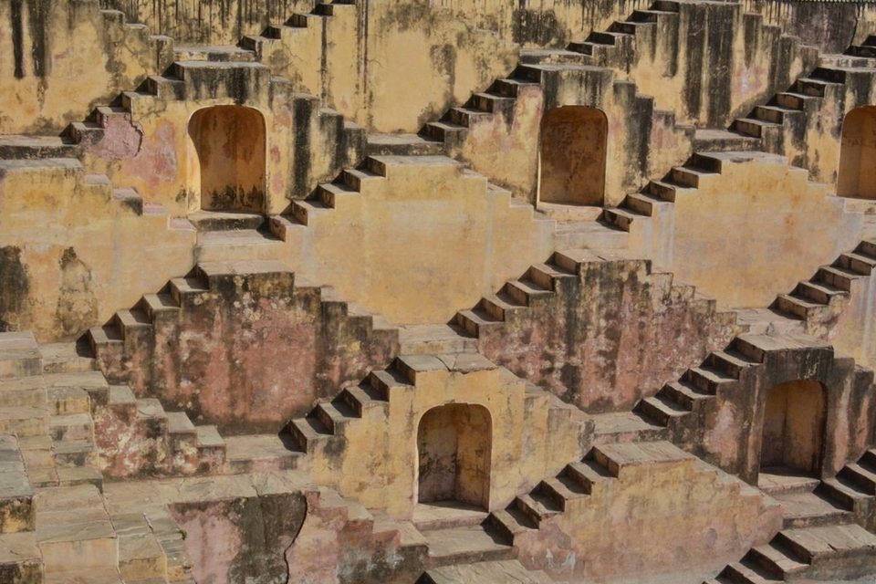 Step wall in Abhaneri village