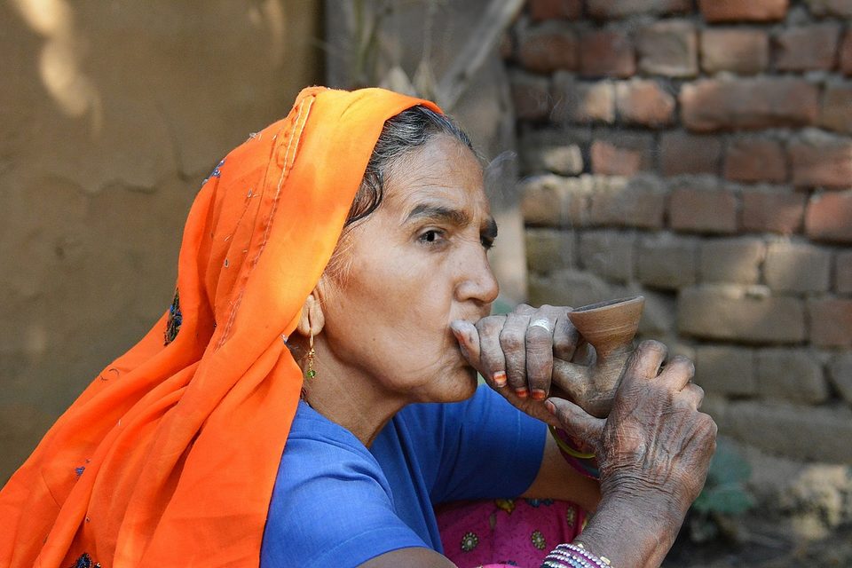 Fifty shades of India, the opening photo