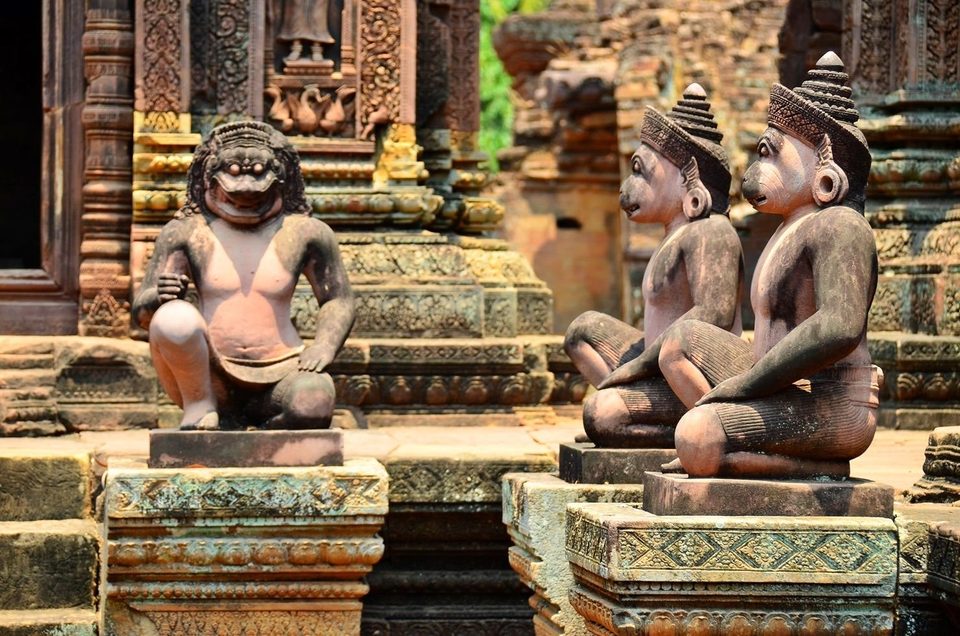 Banteay Srei, "the women's temple