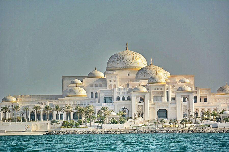 Presidential palace in Abu Dhabi - most prestigious site in UAE