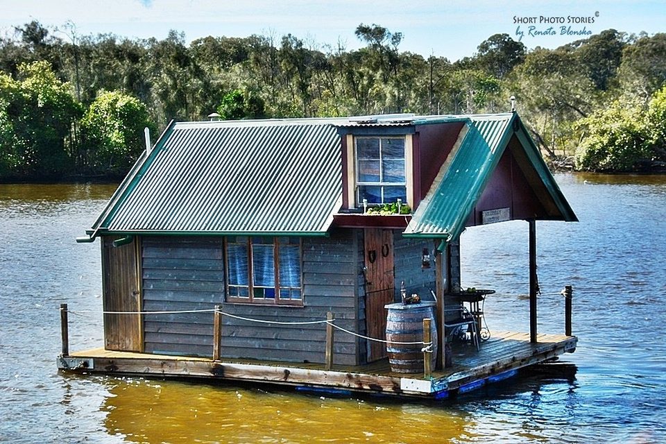 Boathouse on Noosa River